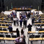 Enquanto sediam final da Copa, EUA atacam unidade nuclear no Irã