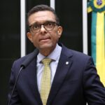 Farinha de mandioca faz mal à saúde? Entenda o que ela realmente faz