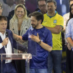 PT oficializa candidatura de Lula à Presidência